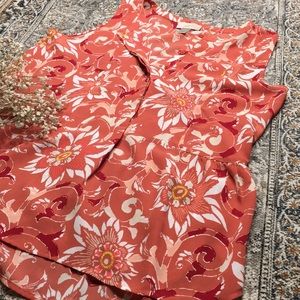 Loft XS never worn sleeveless blouse